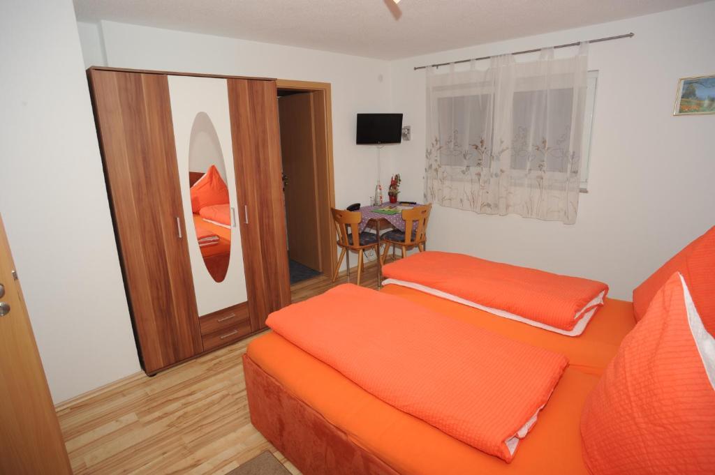Gasthaus-Pension Fischerkeller Randegg Luaran gambar